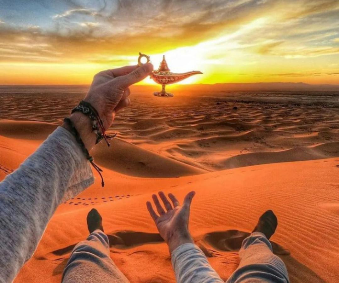Sahara Traveling Camp Otel Merzouga Dış mekan fotoğraf