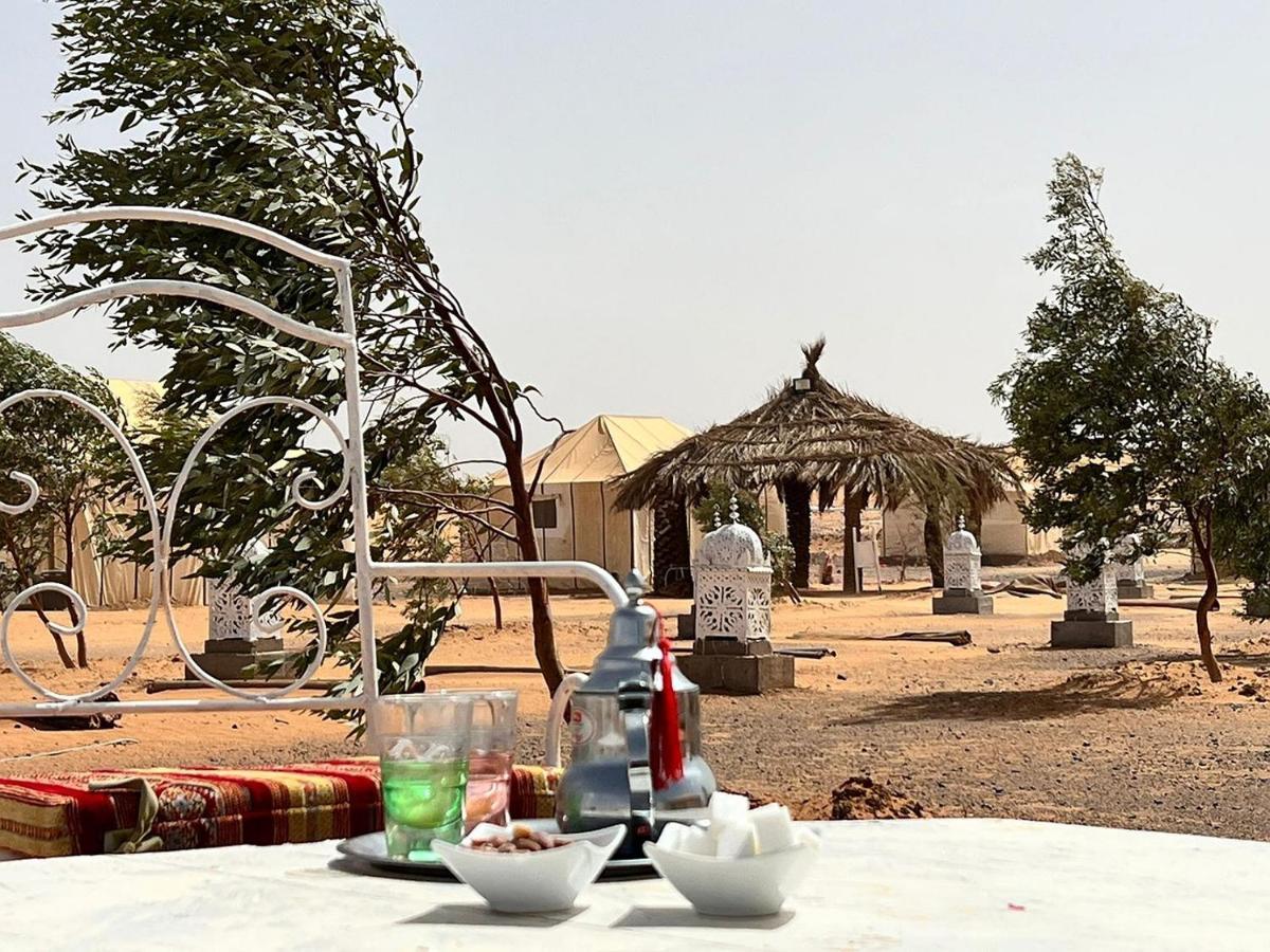 Sahara Traveling Camp Otel Merzouga Dış mekan fotoğraf