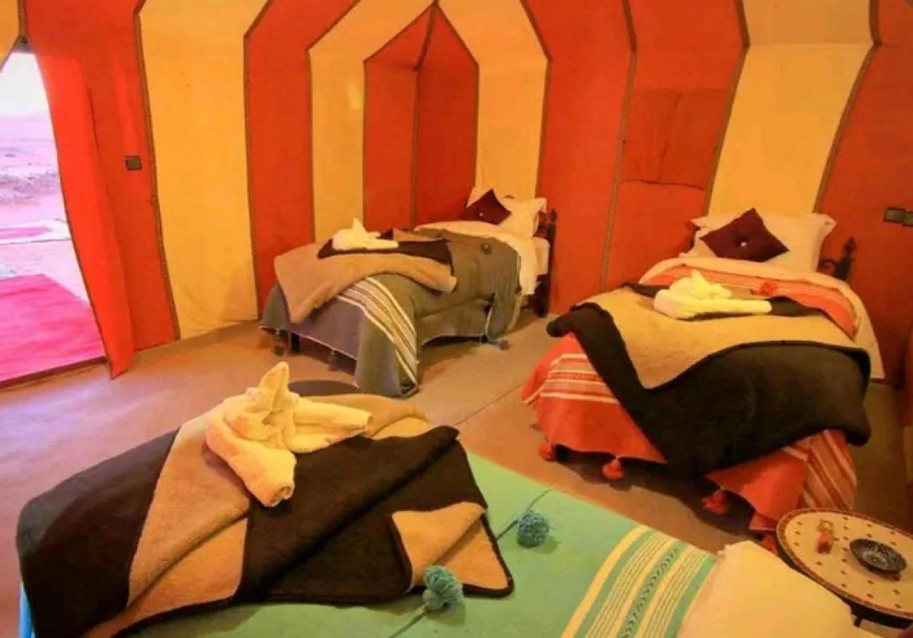 Sahara Traveling Camp Otel Merzouga Dış mekan fotoğraf