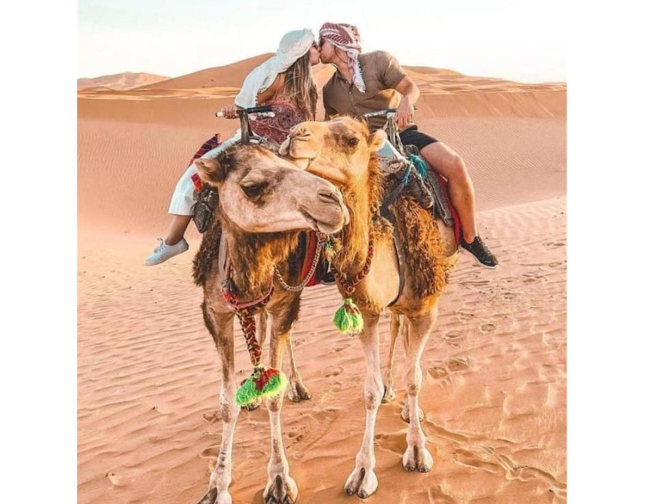 Sahara Traveling Camp Otel Merzouga Dış mekan fotoğraf